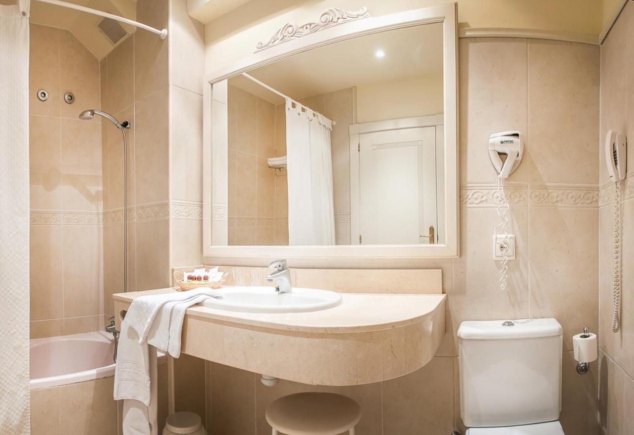 Twin Room,399314814:JPEG